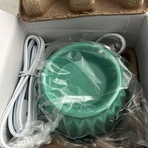 Scentsy Venetian Green Warmer